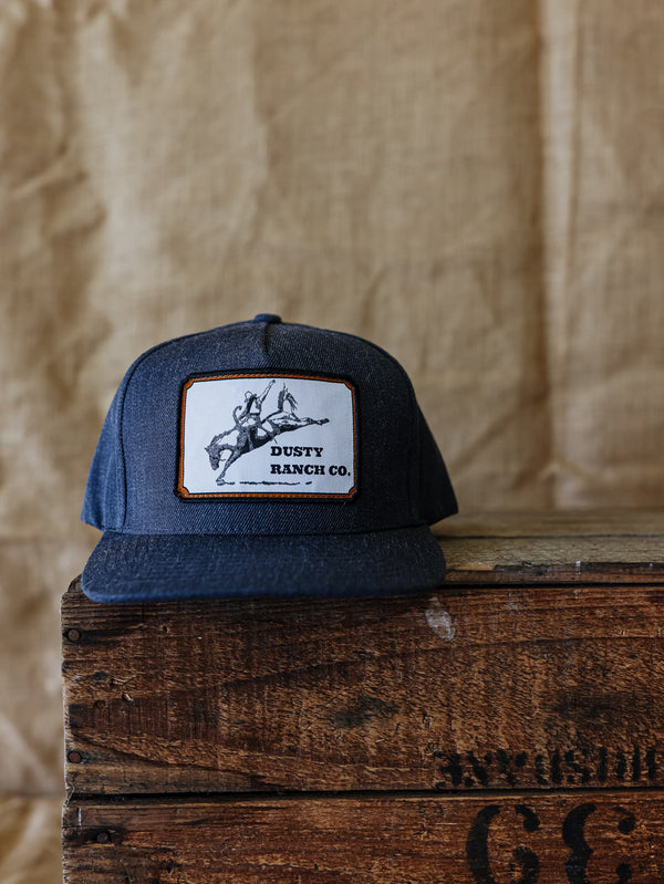 Charcoal Bronc - Western Trucker cap in wool fabric, adjustable snapback, breathable, cowboy style