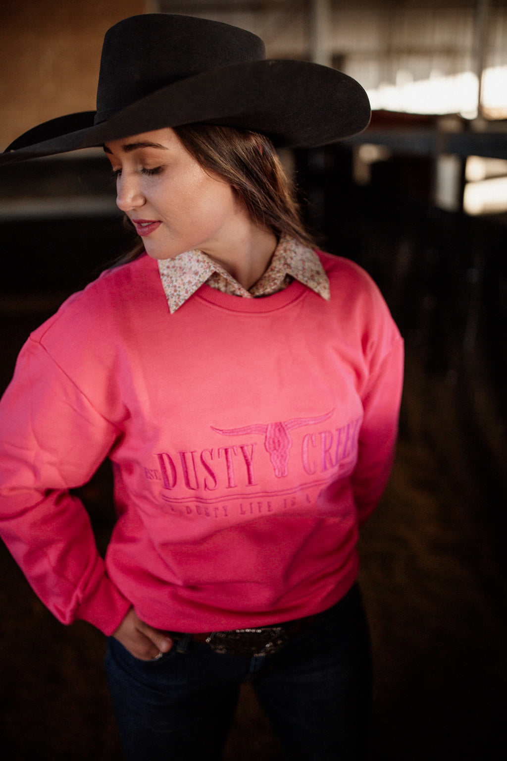 LADIES SWEATER in Hot Pink